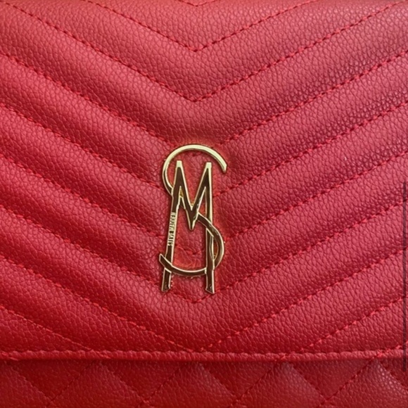 New Steve Madden Bnaomi Quilted Wallet on A String - Picture 4 of 9